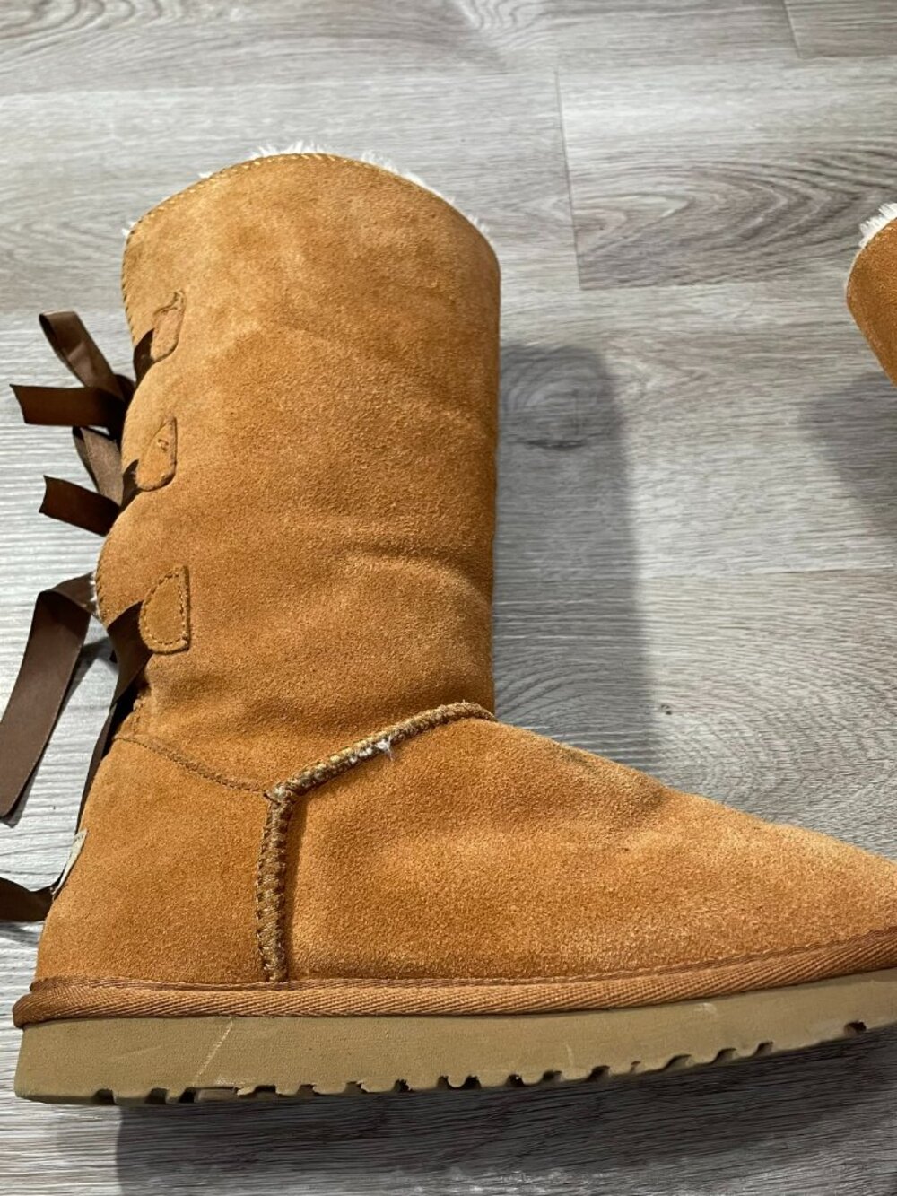UGG Brown Ribbon Boots 9 - Picture 10 of 11